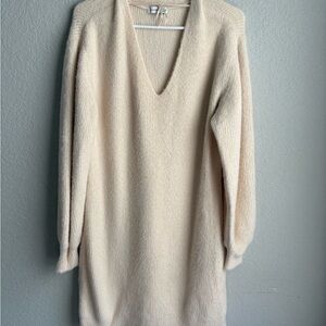 Gentle Fawn Soft Cream V-Neck Sweater Dress